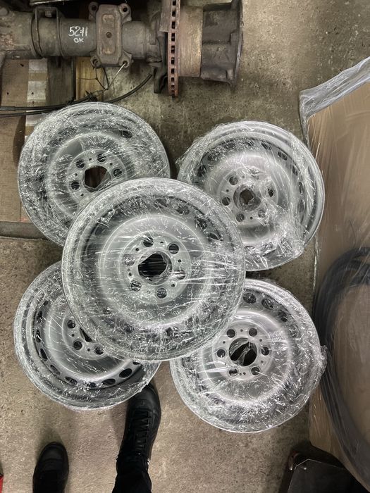 Резина 235/65/r16c.6/130/r16 на диски mercedes sprinter W907, W906