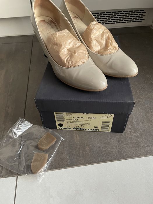 Skórzane półbuty Ryłko 37,5 38. Skóra koturny, buty na platformie