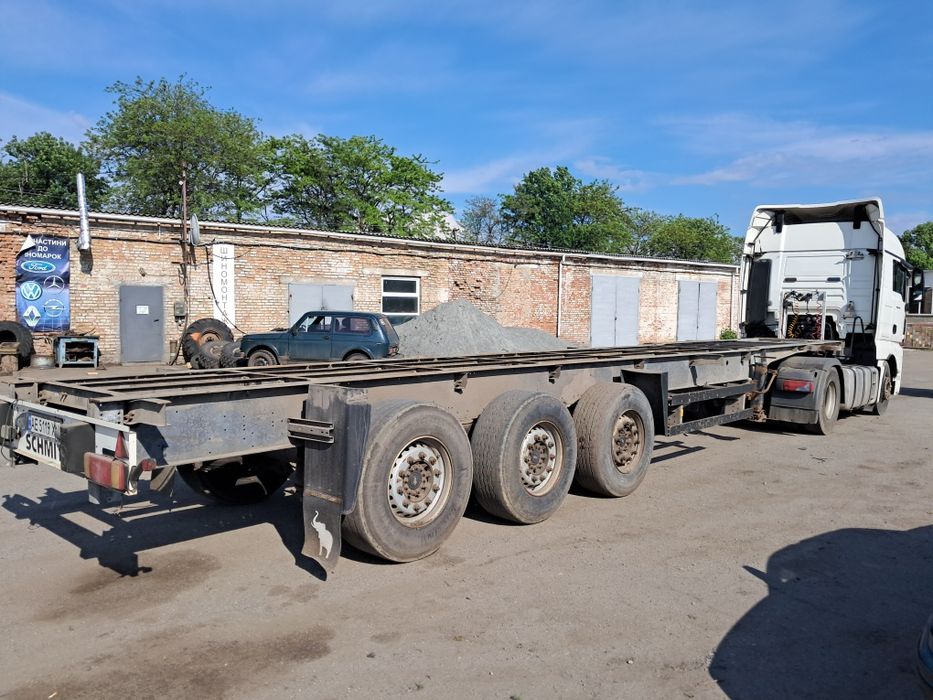 Продам напівпричіп Schmitz