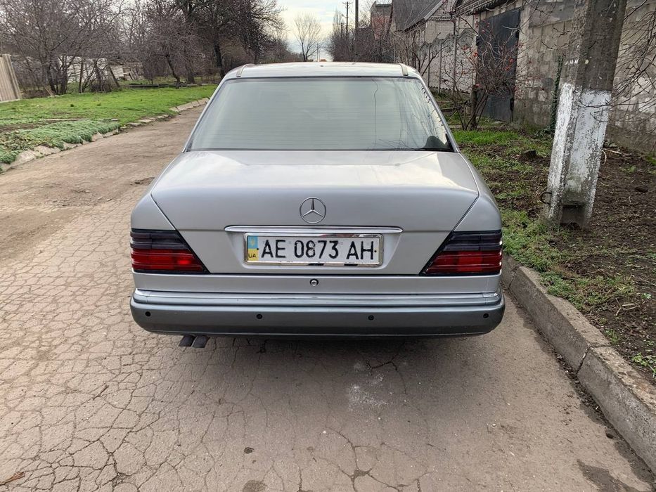 Мерседес w124,е280