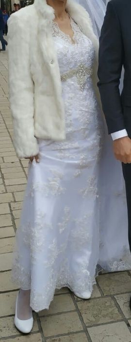 suknia ślubna 38/40, dobre wino gratis