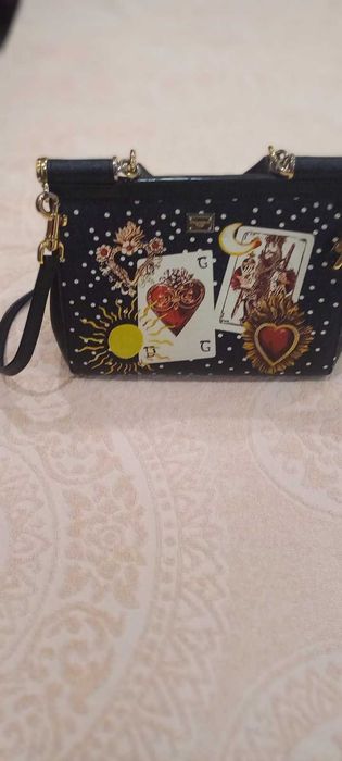 Сумка Dolce Gabbana.