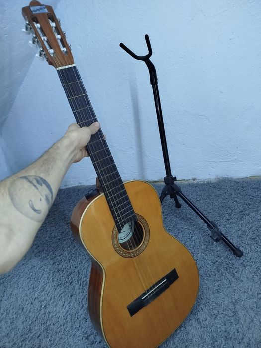 Violão/Guitarra Acústico Clássico + Tripé + Capa + Capotraste + Cordas Extra