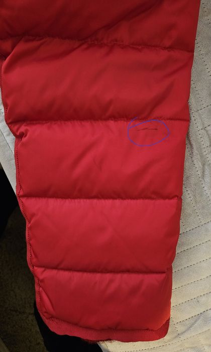 Czerwona kurtka puchowa Tiffi XS futerko jenot płaszcz puchowy
