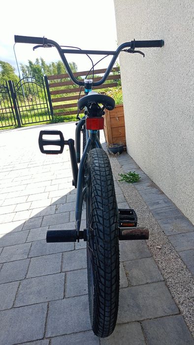 BMX Haro z pegami