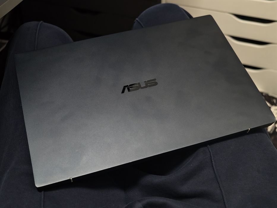 Laptop Asus expertbook b1400c intel i3 11gen. 8gb ram/512ssd