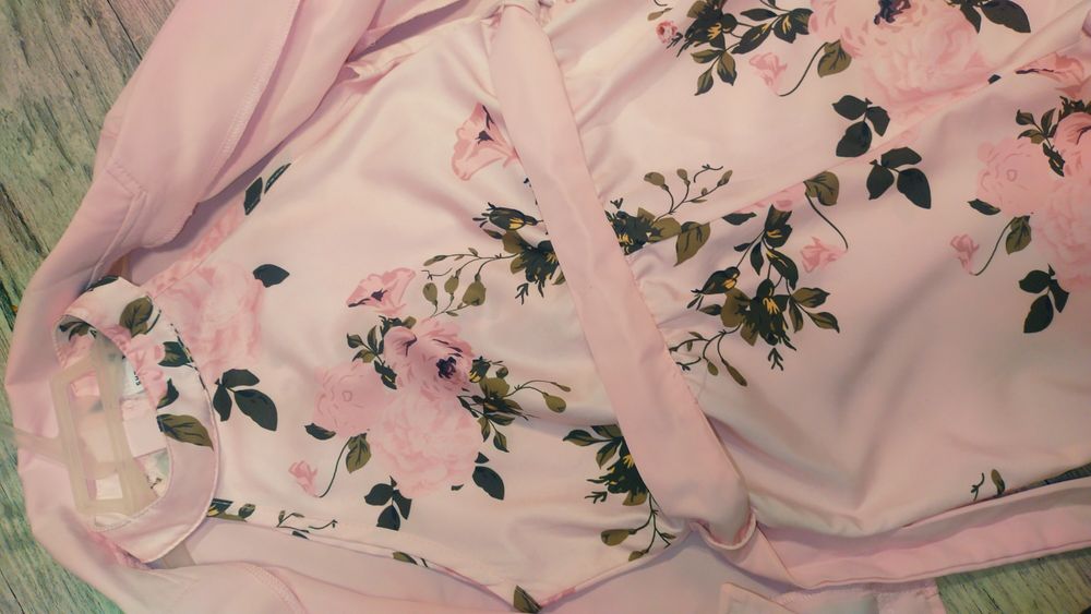 Garnitur dla dziewczynki r.128