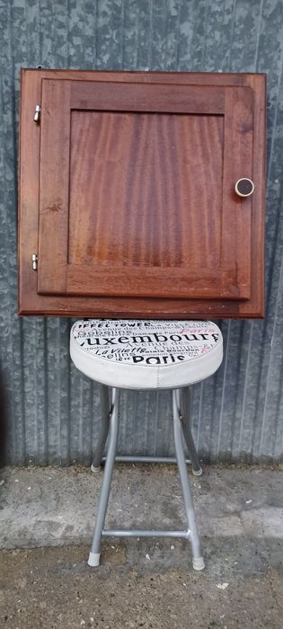 Vendo esta porta