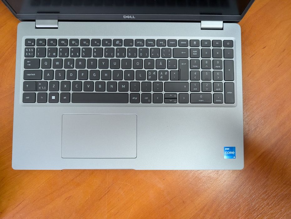 Ноутбук Dell Latitude 5520/i7-1185G7/16/512/15"/FullHD/IPS/ТОП.ГАРНИЙ