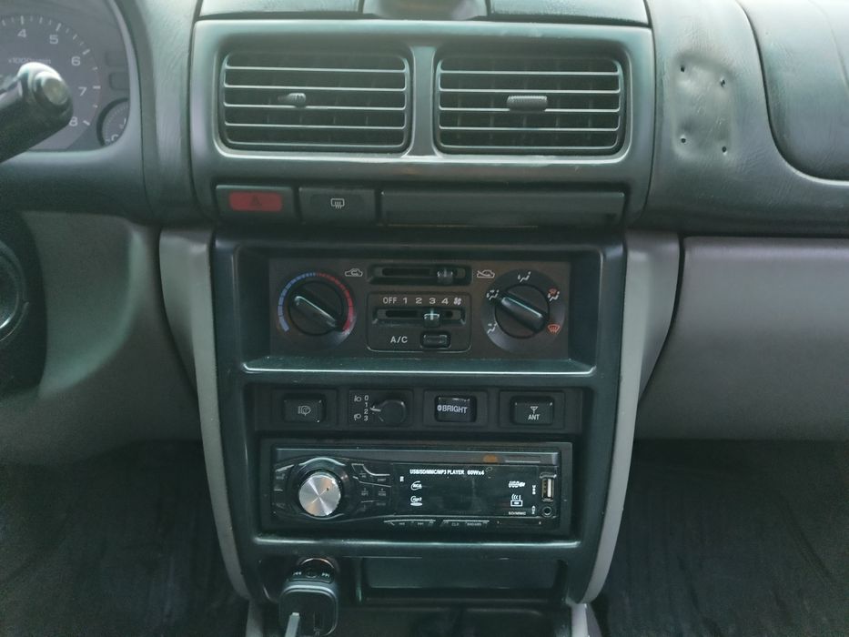 Продам машину "Subaru Forester"