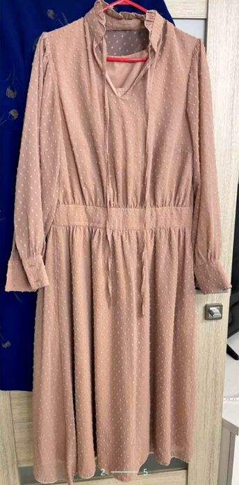 Продам  бежеве плаття сукня ботинки