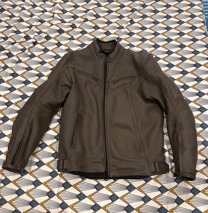 Casaco mota pele Bering Derby Brown