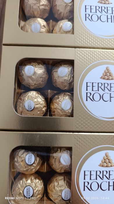 Zestaw. Cukierki Ferrero Rocher