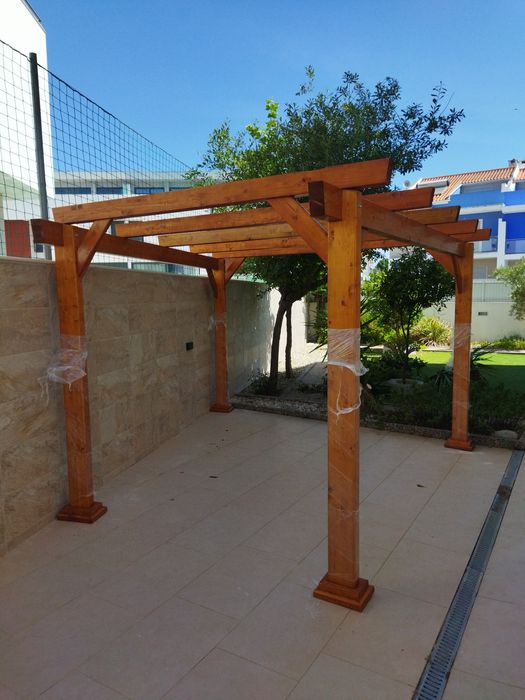 Pérgolas em madeira