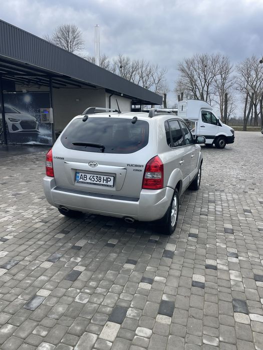 Huyndai Tucson 2009 2.0 диз Автомат