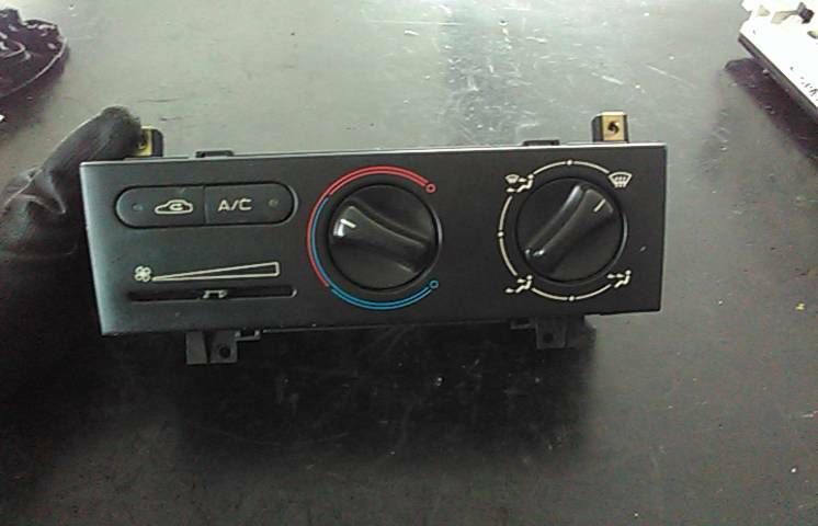 Comando chauffage / sofagem PEUGEOT 406 (8B)
