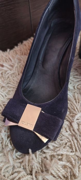 Жіночі туфлі з натуральної замші