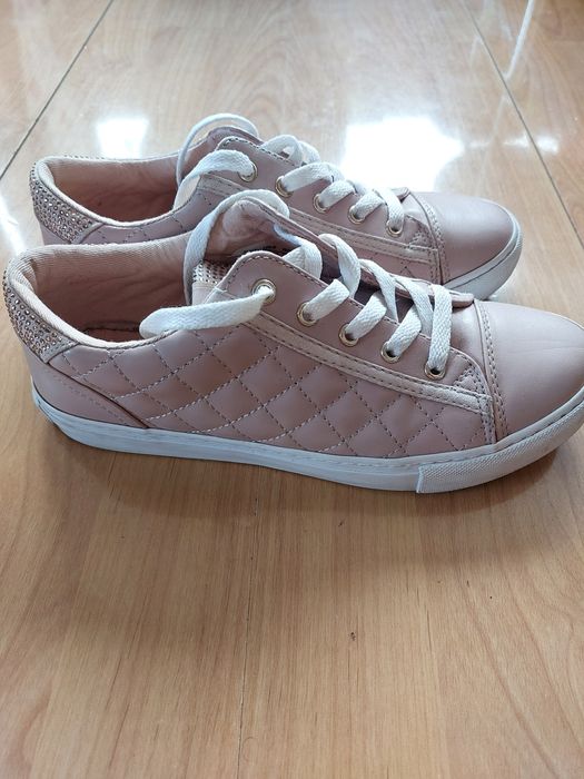 Жіночі кеди guess оригінал