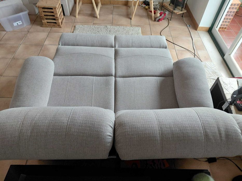Sofá 2 lugares retráctil