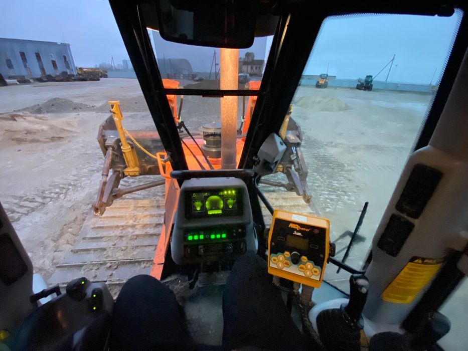 Продам бульдозер Fiat - Kobelko D 180 , 2004 г то