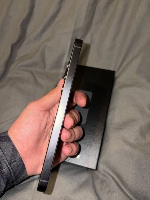 Samsung Galaxy S24 FE 256 GB – ідеальний стан