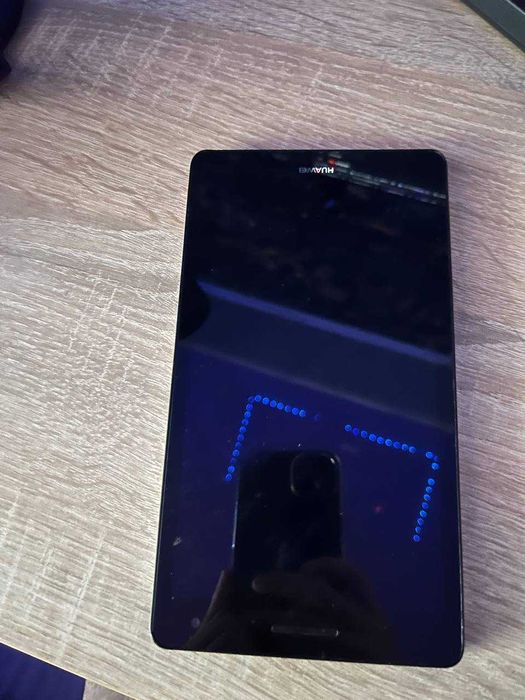 Продам планшет HUAWEI