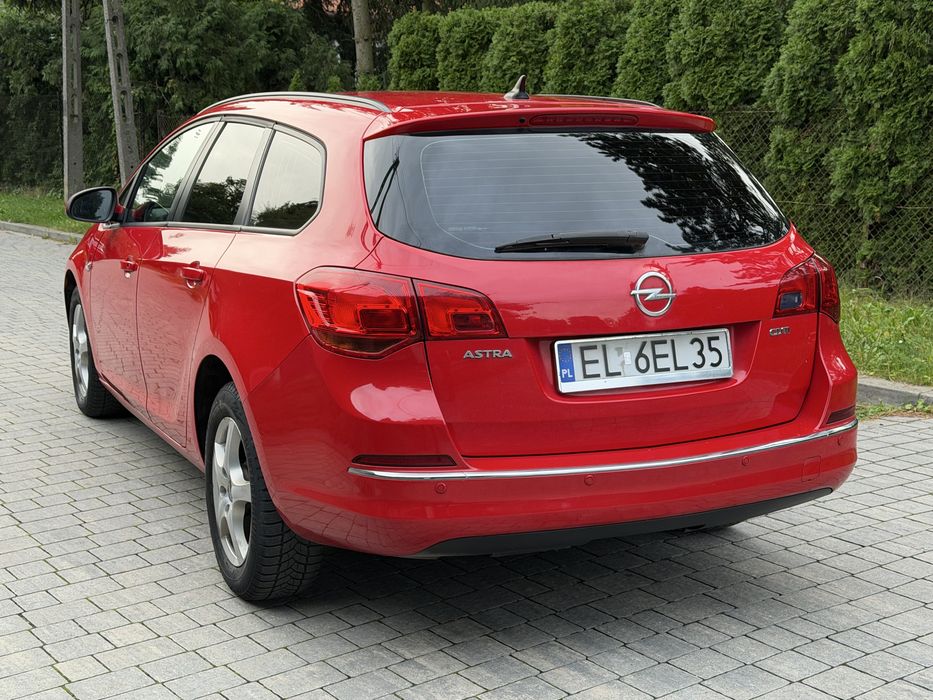 Opel Astra_1.7 CDTI_Klimatronik_2011r_Nowy PT_Navi_
