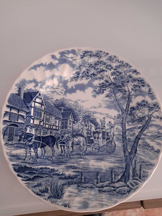 2- Pratos Royal Wessex