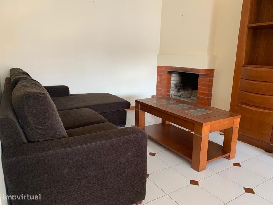 Apartamento T3 mobilado em Ofir - cond. com piscina