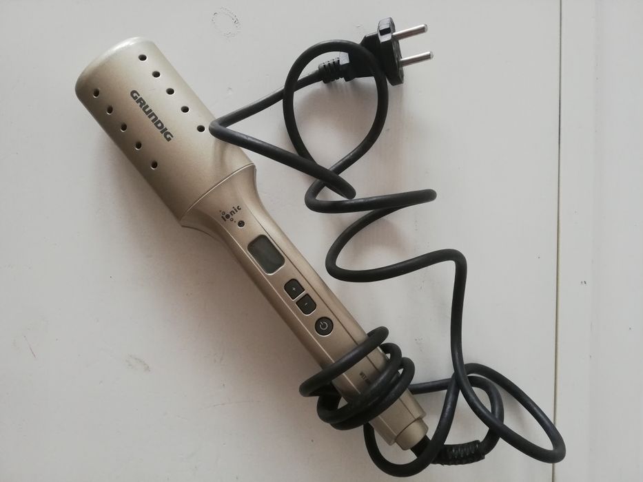 Prostownica do włosów Grundig