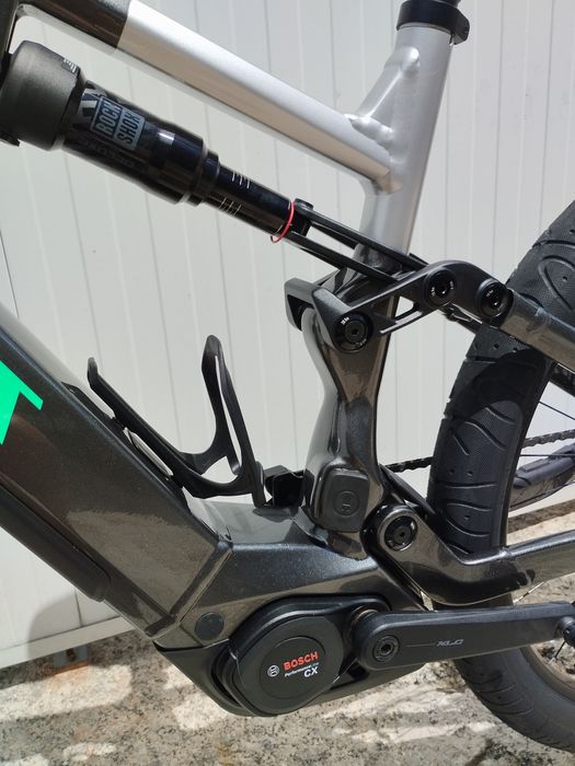 Bicicleta elétrica BTT