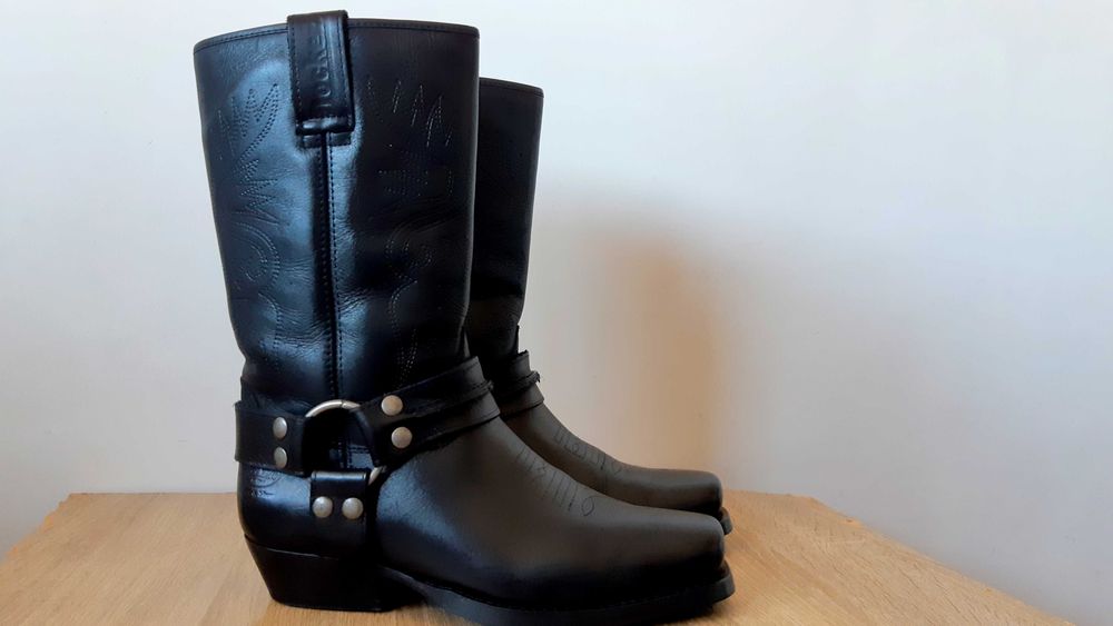 PIKOLAKI Kowbojki skórzane Dockers grupa LEVIS