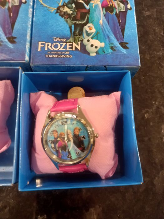 3 Relogio de criança "frozen" e 1 pochete
