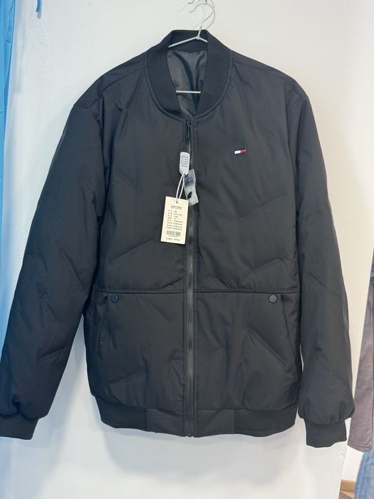 Casaco novo, preto, elegante e quente.