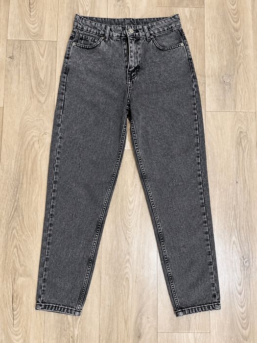 Сірі джинси Mom Jeans