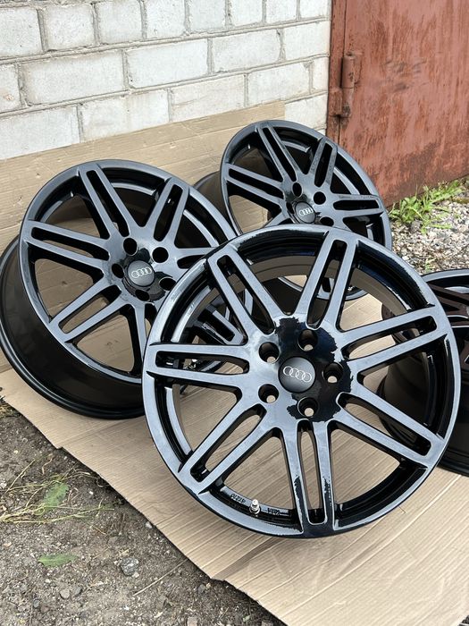 Диски AUDI Germany. R-18. 5*112. Et30. J8.0. Dia-66.6mm