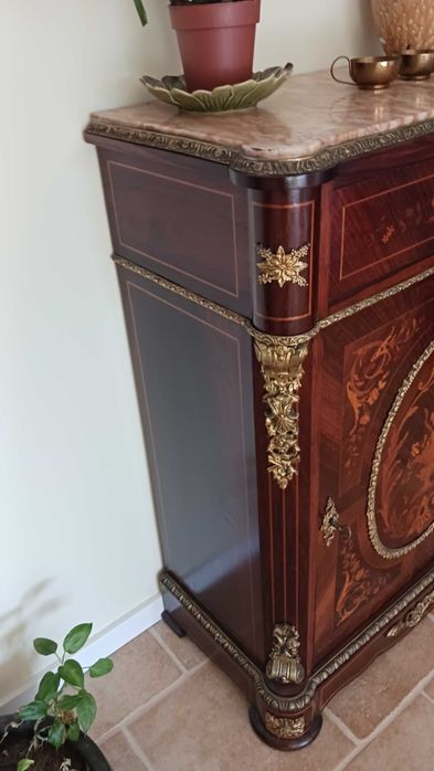 NAPOLEÃO III Armários baixos