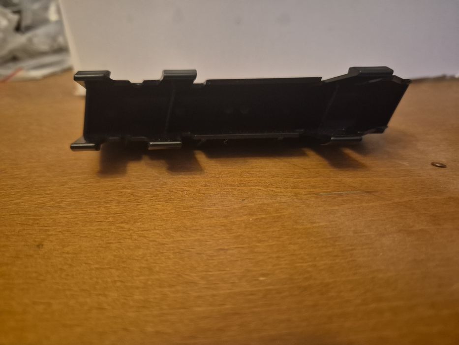 Oryginalny napis  4Motion VW T5 / T5.1 – atrapa grill OEM