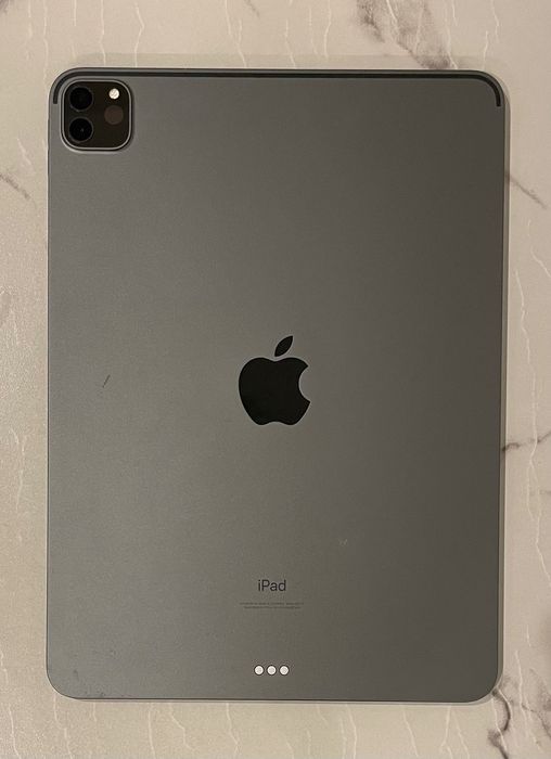 iPad Pro 12.9” (2021) - para peças - e Apple Pencil 2 - como novo
