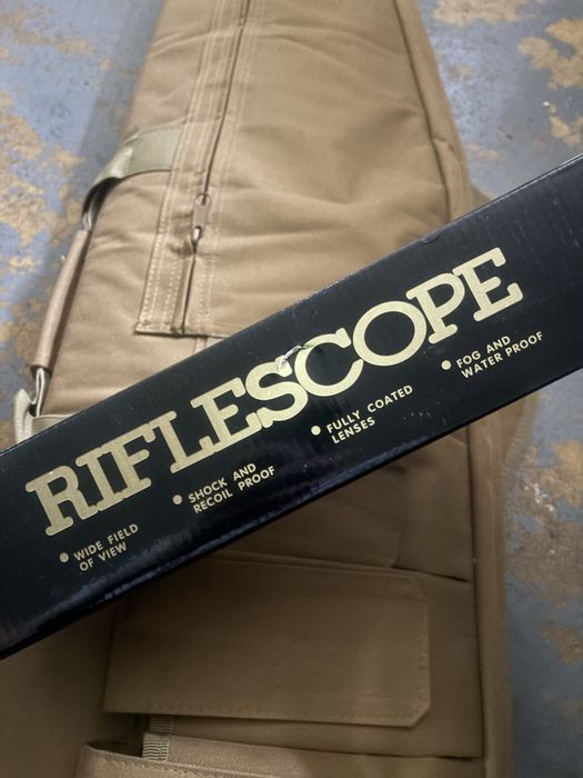 Sniper com mira incluída