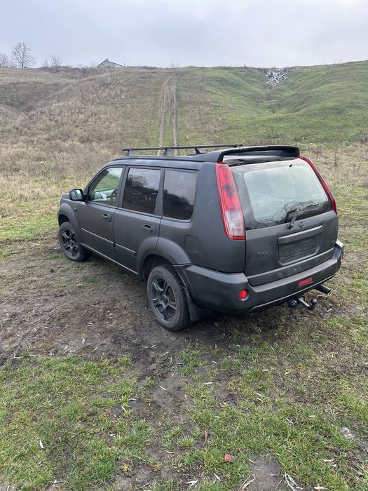 Продам Nissan X-Trail 2,2 дизель
