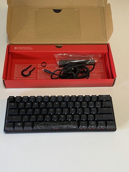 Pack Gaming Setup: Teclado Mecânico HyperX Alloy Origins 60 RGB + Rato Logitech G203 Lightsync RGB