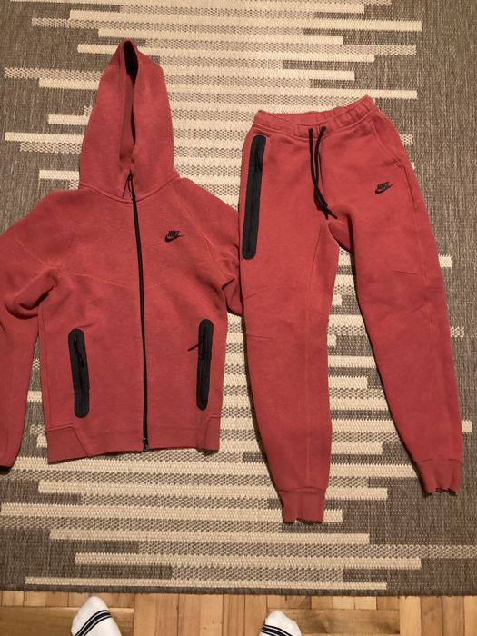 Komplet dresowy nike tech fleece