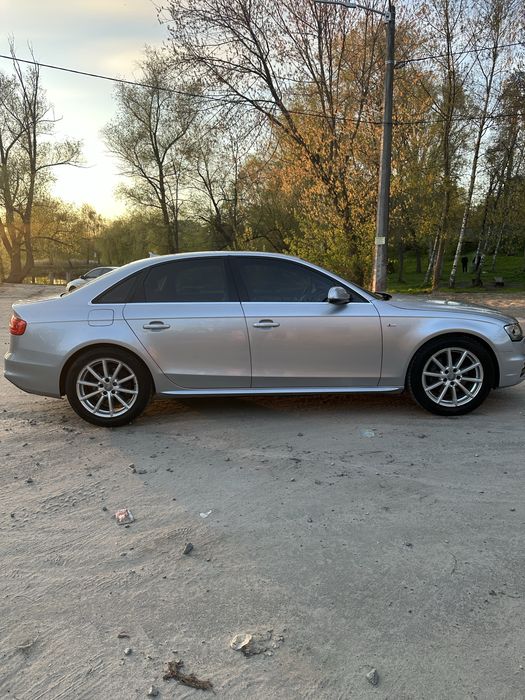 Audi A4 B8 2015р