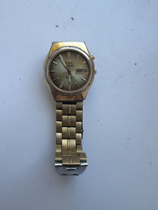 Orient 3 зірки годинник
