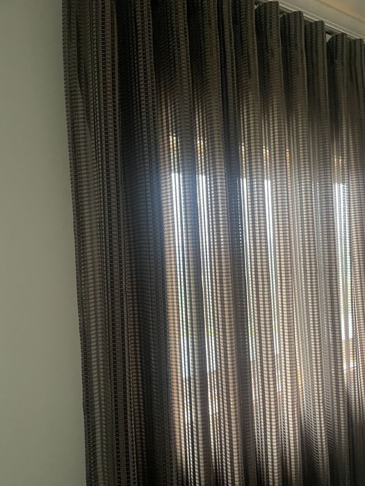 Cortinas tom castanho usadas432328652379934722