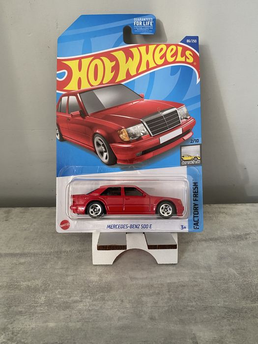 Mercedes-Benz 500E