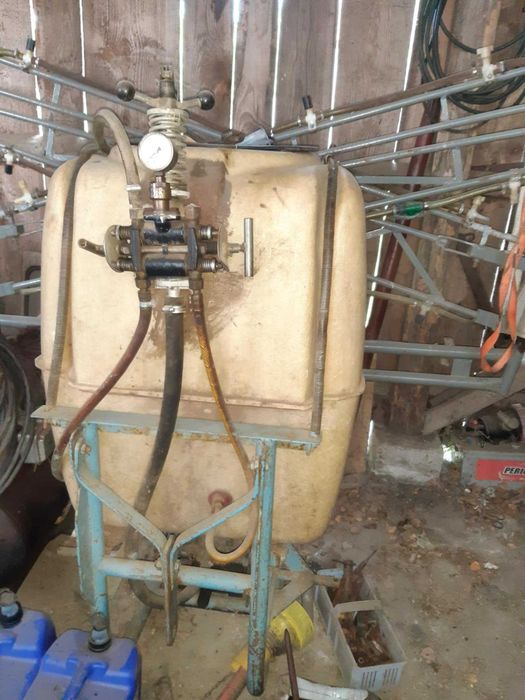 Opryskiwacz sprawny gotowy do użytku