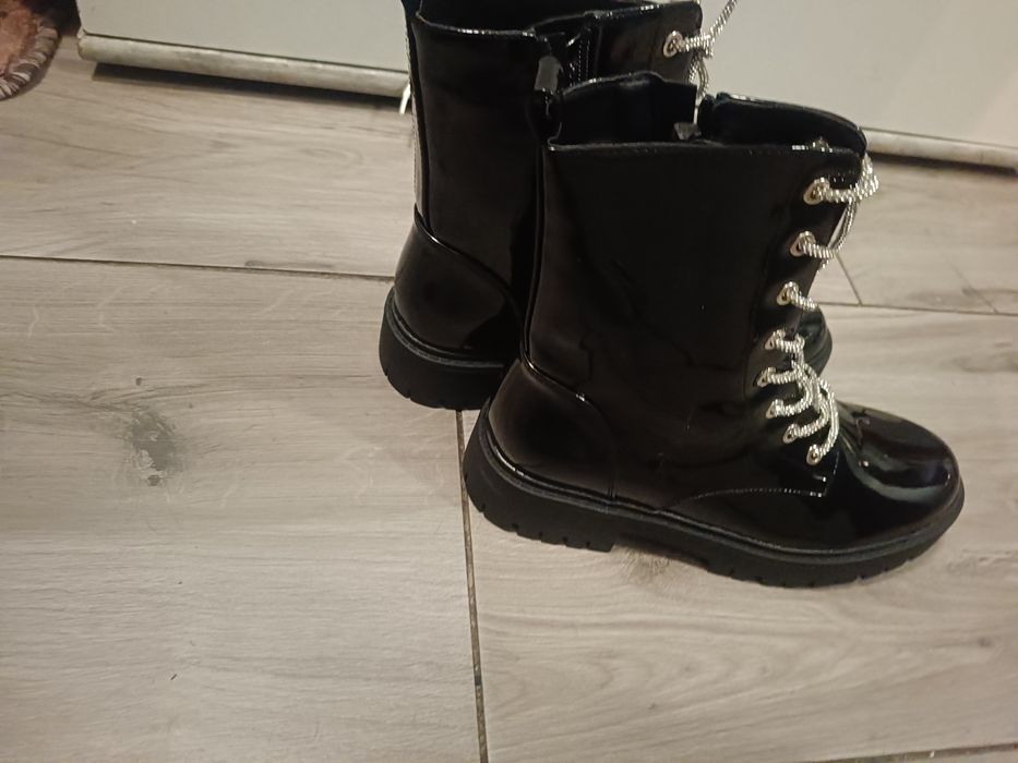Buty damskie nowe 39
