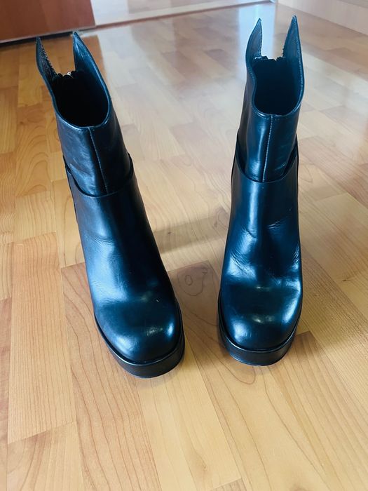 Фірмові шкіряні ботинки Miraton